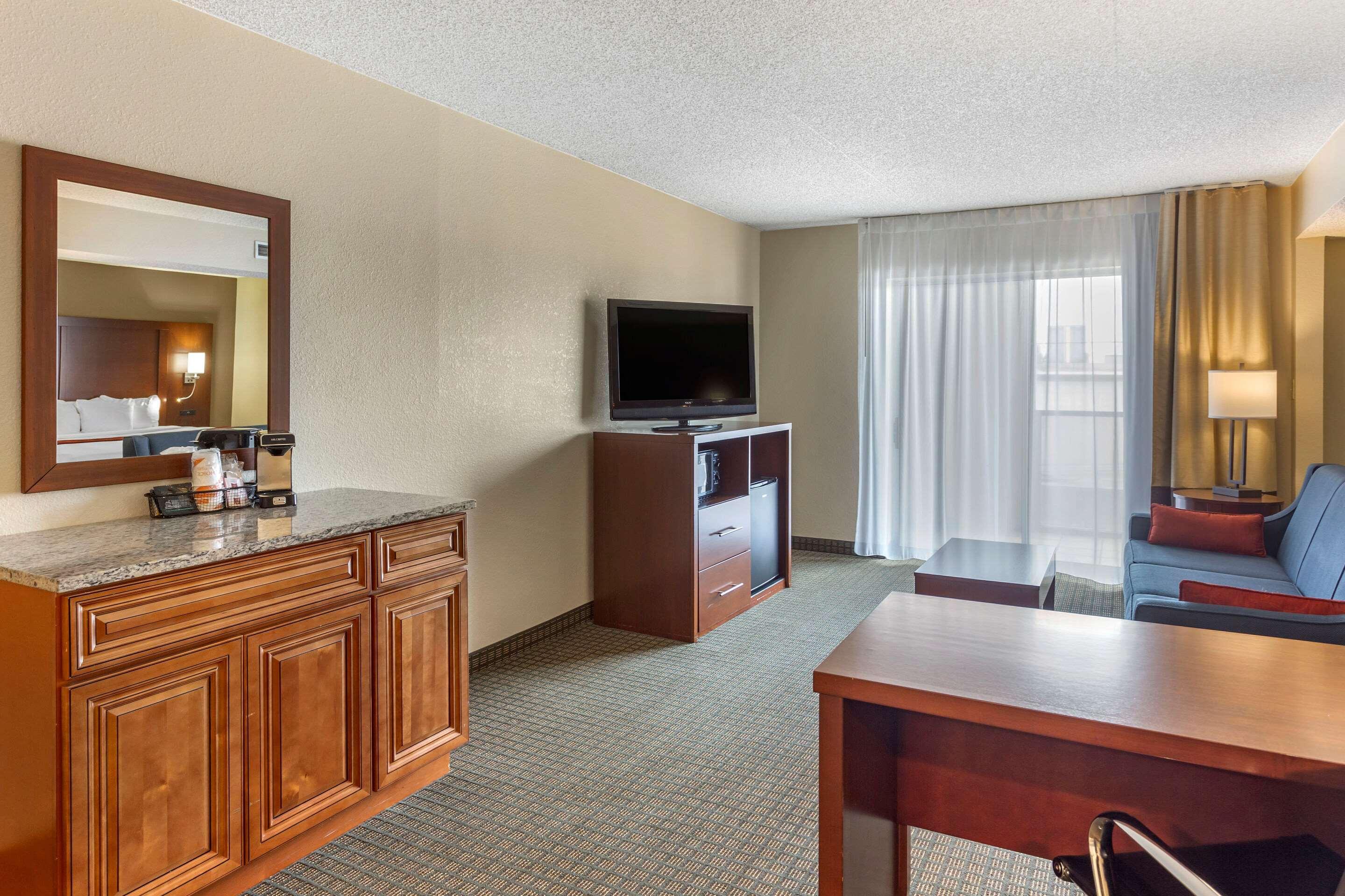 Comfort Inn & Suites Rochelle - Dekalb Exteriér fotografie