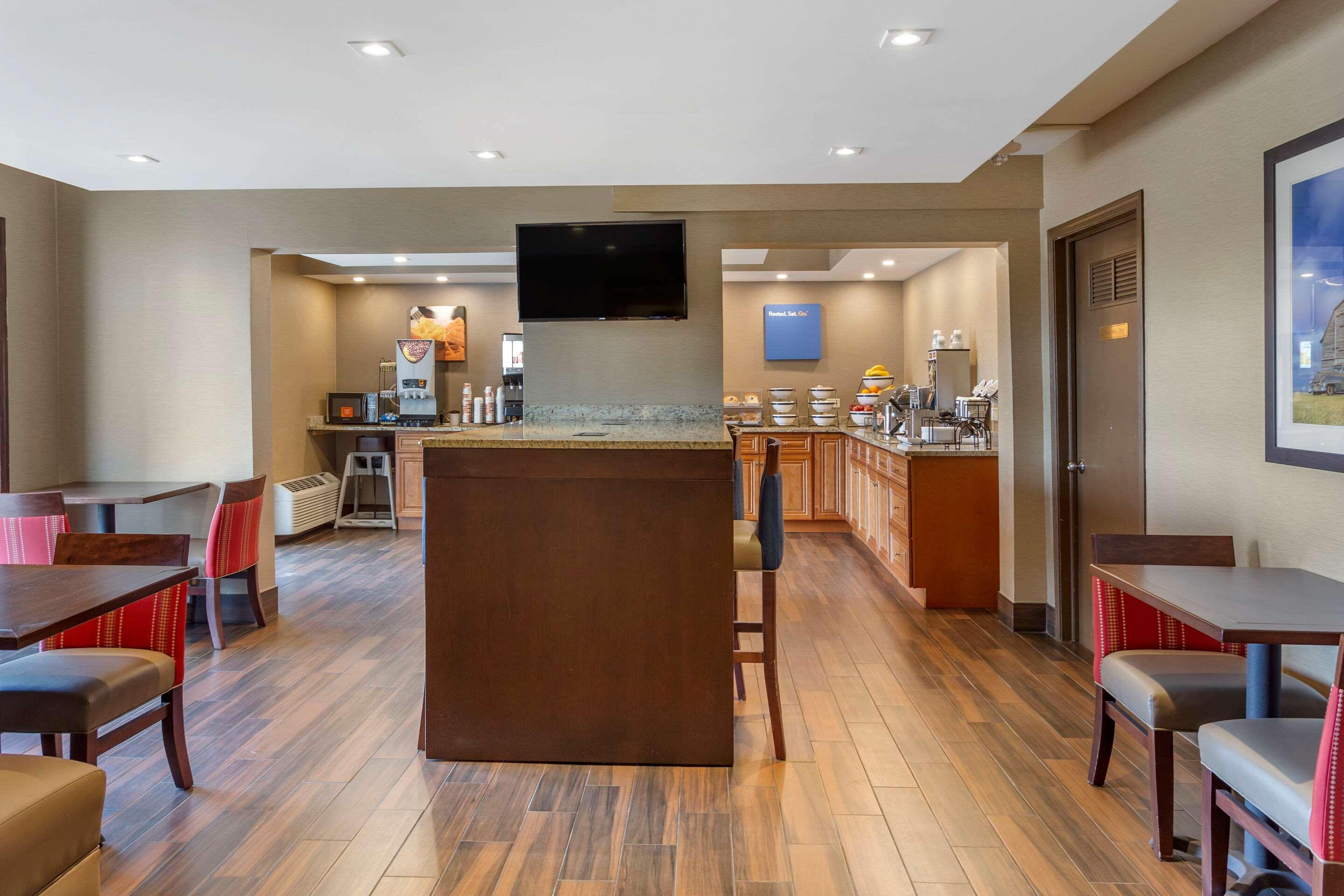 Comfort Inn & Suites Rochelle - Dekalb Exteriér fotografie